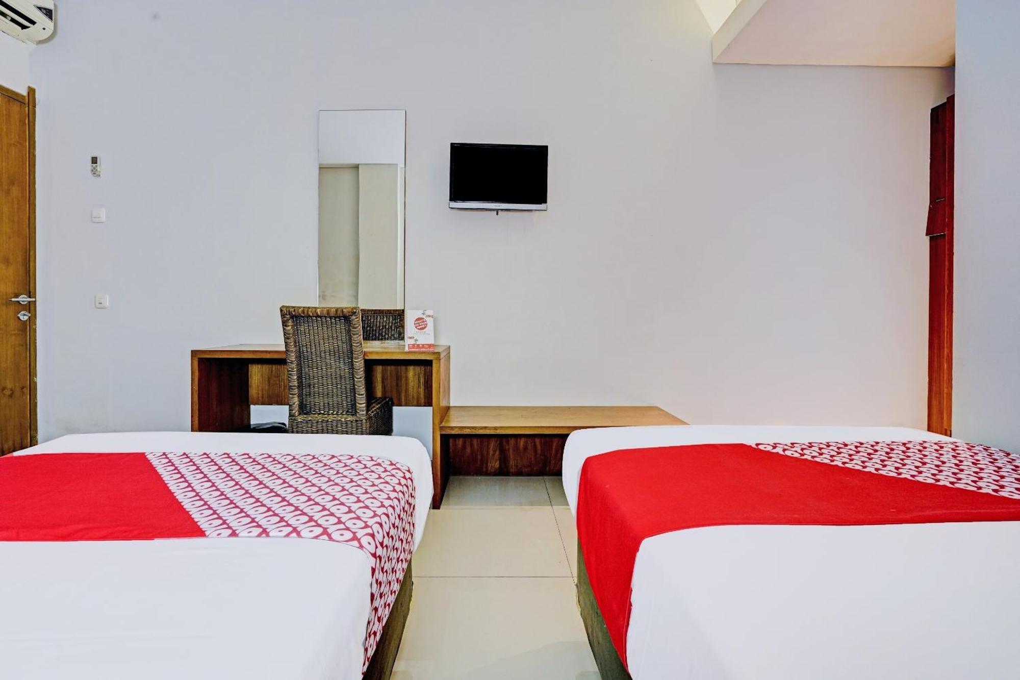 Collection O Riau Near Trans Studio Bandung Formerly Hotel Montameri מראה חיצוני תמונה