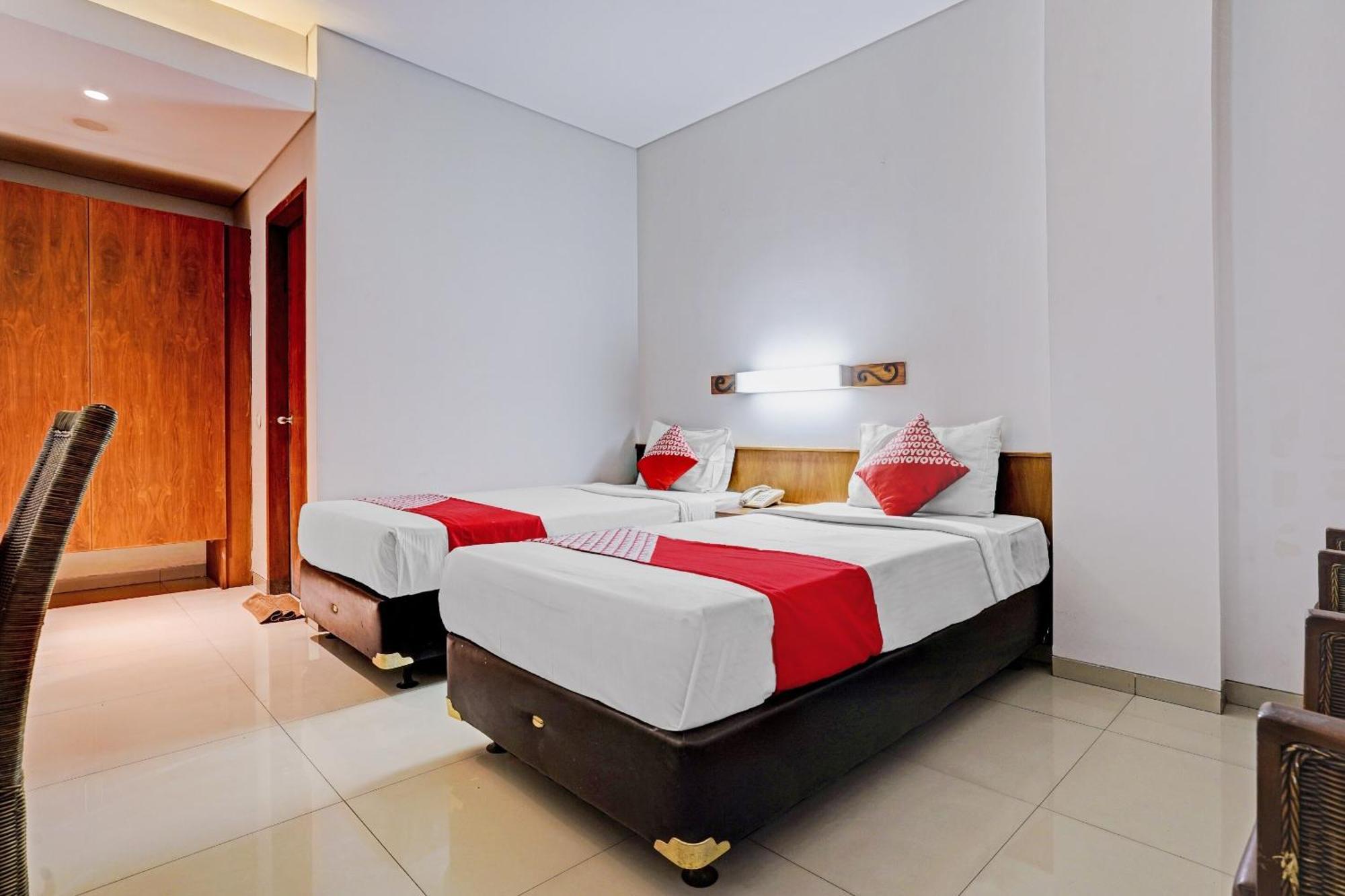 Collection O Riau Near Trans Studio Bandung Formerly Hotel Montameri מראה חיצוני תמונה