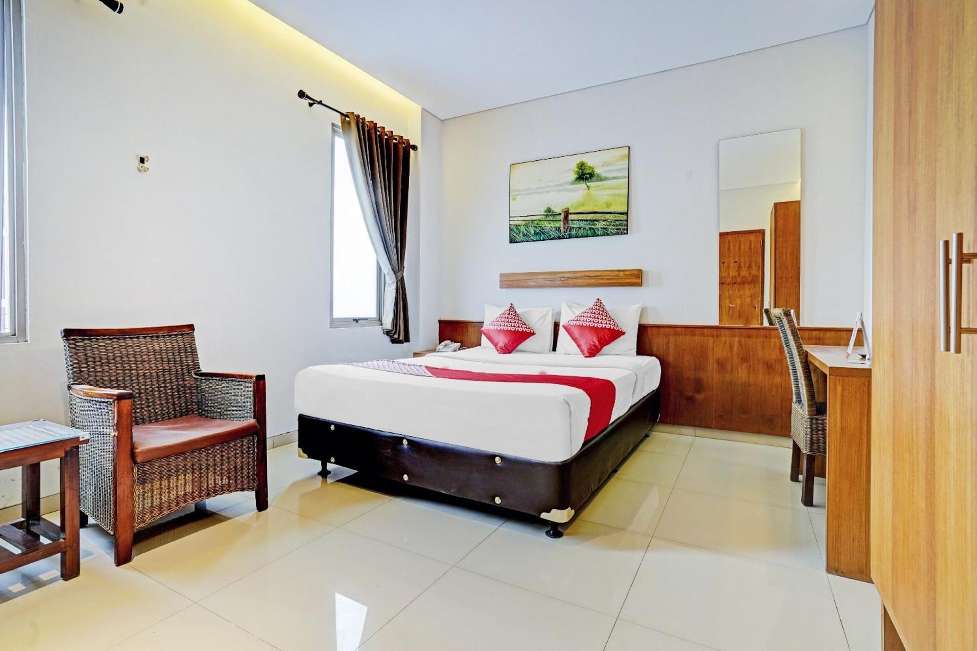 Collection O Riau Near Trans Studio Bandung Formerly Hotel Montameri מראה חיצוני תמונה